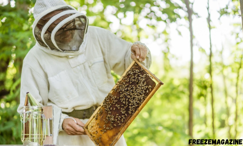 bee suits utilize triple-layer ventilated mesh