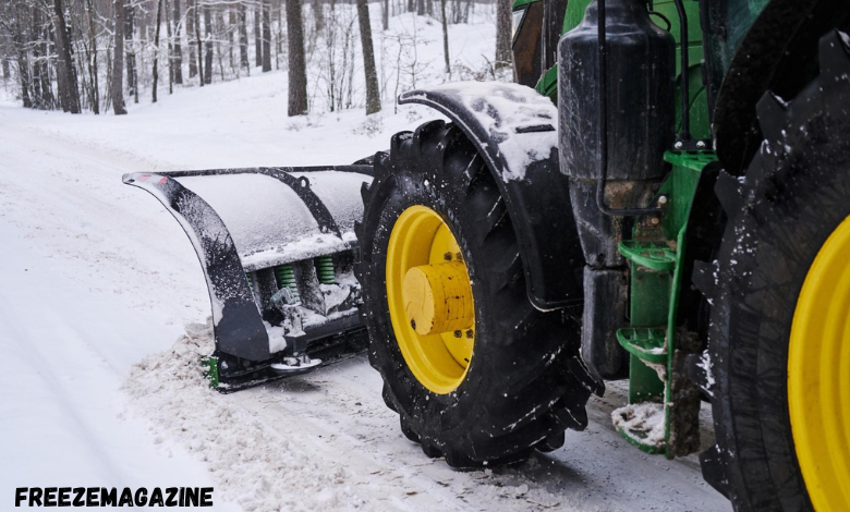 clearing snow off roads